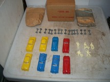 MARX SEARS SERVICE STATION PARTS 8 CARS, 16 METAL AXLES W/ WHEELS & 5 ATTENDANTS picture
