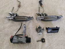 1989 Mercedes W126 560SEL, full lock set, ign switch, glove, trunk, doors picture