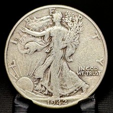 1942-P Walking Liberty Half Dollar Extremely Fine #5022 Actual Coin Pictured picture