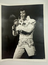 Vintage Elvis Presley 8x10 Concert Photo Print Jumpsuit #606 1970s Memorabilia picture