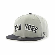 Mens 47 Brand NY Yankees Captain Snapback - Grey/Black picture