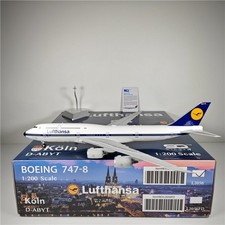 1:200 Scale Lufthansa B747-8 Reg: D-ABYT 