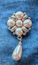 Vintage 1980s Faux Pearl Teardrop Dangle Brooch Pin Renaissance Revival picture