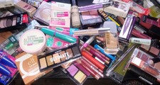 20 Piece Name Brand Mixed Makeup/Tools Wholesale Namebrand & Generic Mix picture