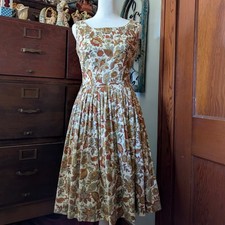 Vintage 60s autumn paisley print dress small The Villager MCM pleated picture