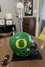 Vintage University of Oregon Ducks Football Helmet Table Lamp Rare Wincraft picture