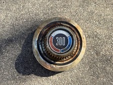(1) 1979 Chrysler 300 Center Cap, 3880978, OEM picture