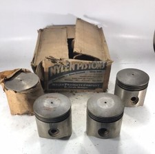 1937-1940 Chevrolet D19 6 cylinder pistons .010 oversize NORS picture