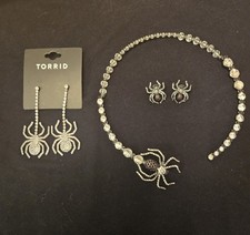 TORRID Halloween Spider Jewelry SET Chocker And Two Pair Of Earrings picture