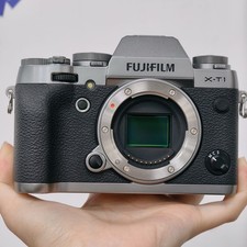 Fujifilm Fuji X-T1 XT1 16MP Mirrorless Digital Camera Body Only English Silver picture