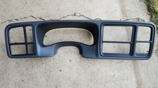 03-06 CHEVY SILVERADO TAHOE AVALANCHE SPEEDOMETER DASH RADIO TRIM BEZEL BLACK picture