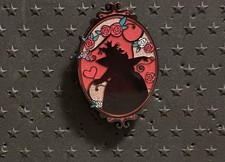 Disney Alice In Wonderland Silhouette Blind Enamel Pin New-Queen Of Hearts picture