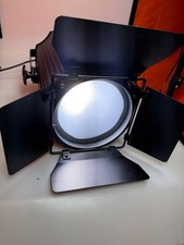 SHEHDS 200W LED Zoom Fresnel Spotlight – 10°–60° DMX Stage Light With Barn door picture