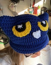 Handmade Pete the Cat Crochet Beanie – Blue Cat Winter Hat with Yellow Eyes picture