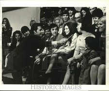 1970 Press Photo Myrna Horowitz With Dick Clark on 
