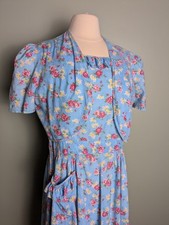 Vintage 1940s Cotton Rose Novelty Print Dress And Short Sleeve Cover Up Set picture