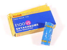 PRL) COLOUR REVERSAL FILM KODAK E100 VS EKTACHROME PRO PACK 120 FORMAT picture
