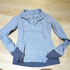 Lululemon women’s Gray Striped 1/4 Zip Mock Neck Stretch Knit Pullover size 6 picture