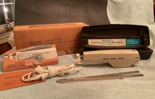 Vintage Ronson *Carve ‘N Slice* Electric Knife~Tungsten Blades~Works great picture