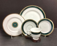 Lenox ~ Classic Edition ~ 5 Piece Place Setting (s) Mint, First Quality picture