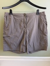 L.L. Bean Women's Size 18 Water Repellant Trail Shorts Mid-rise picture