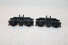*** Athearn Blue Box Locomotive Parts *** 1-Pair Blomberg B Plastic Dummy Trucks picture