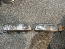 1991-1995 Acura Legend Passenger and Driver Side Headlight Pair OEM picture