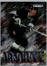 1995-96 SkyBox Impact #6 Wayne Gretzky Ice Quake picture