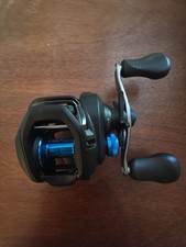 Shimano SLX 150HG Right-Hand Baitcast Reel 7.2:1 3+1 Star Drag picture