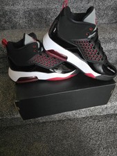 Size 10 - Air Jordan Maxin 200 Black Gym Red-white picture