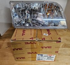 Headlight Assembly Right TYC 20-5233-90 picture