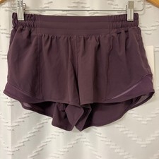 Lululemon Hotty Hot Low Rise Lined Short 2.5 Grape Thistle Purple Size 6 LW7AUSR picture