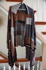 Joan Rivers Celebrity Owned & Worn DKNY Sweater TMZ NYC New York Comedian QVC picture