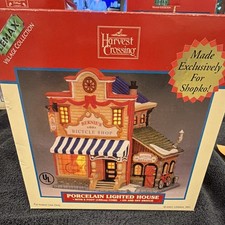 Lemax Village Collection Bernie’s Bicycle Shop Lighted Building Retired 2001 picture