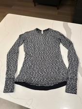 Lululemon Runderful long-sleeve running top | Size 4 picture