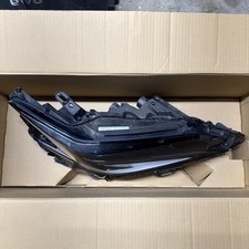 2022 - 2025 LEXUS ES250 OEM RIGHT HEADLIGHT 81145-33L80 picture