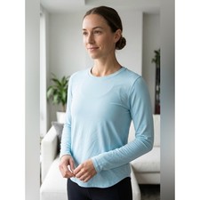 Lululemon Light Blue Long Sleeve Crewneck Workout Shirt - Size 4 picture