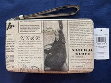 COACH LGE CORNER ZIP NEWSPRINT WRISTLET/CLUTCH CDE80 NWT SILVER/CHALK/MULTI NWT picture