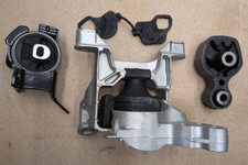 Engine Transmission Mount Kit 3pc Mazda 3 2014-2016 CX-5 2013-2016 2.0L Auto picture
