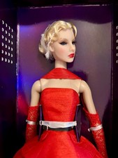 Fashion Royalty Vendetta Agnes Von Weiss Obsession Convention NRFB picture