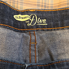 Old Navy The Diva Women’s 18 Medium Wash Blue Bootcut Stretch Denim Jeans picture