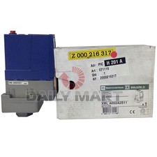 Schneider Telemecanique XMLA002A2S11 XMLA002A2S11 CONTROL CIRCUIT PRESSUR SWITCH picture