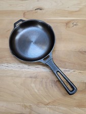 Vintage GHC Griswold Hearthstone 7.75