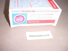 RARE NEW NOS Honeywell T87F 1859 Round Heating & Cooling Thermostat w/Wall Plate picture