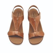 Taos Footwear The Show Sandals Size 9 picture