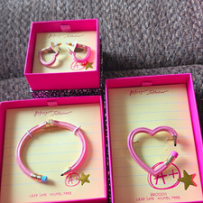Betsey Johnson Pink Heart Jewelry Set Earrings Pencil Bracelet Brooch NIB picture