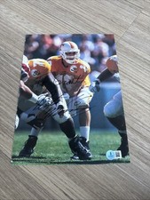 Peyton Manning Signed Photo Beckett BAS Denver Broncos HOF QB picture