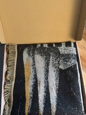 Hirono Mist-Walker Series - Jacquard Blanket picture