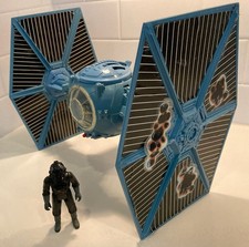 Vintage Star Wars 1983 Battle Damaged Tie Fighter complete working sound & light picture