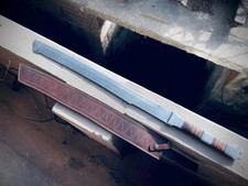 Custom Handamde Sword Damascus Steel Full Tang Viking Sword Fantasy Sword Collec picture
